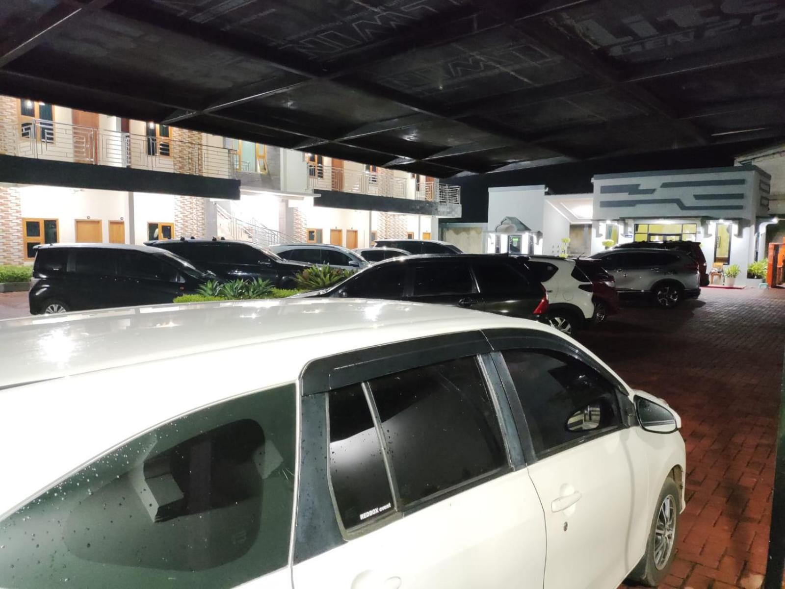 Cibening Hotel
