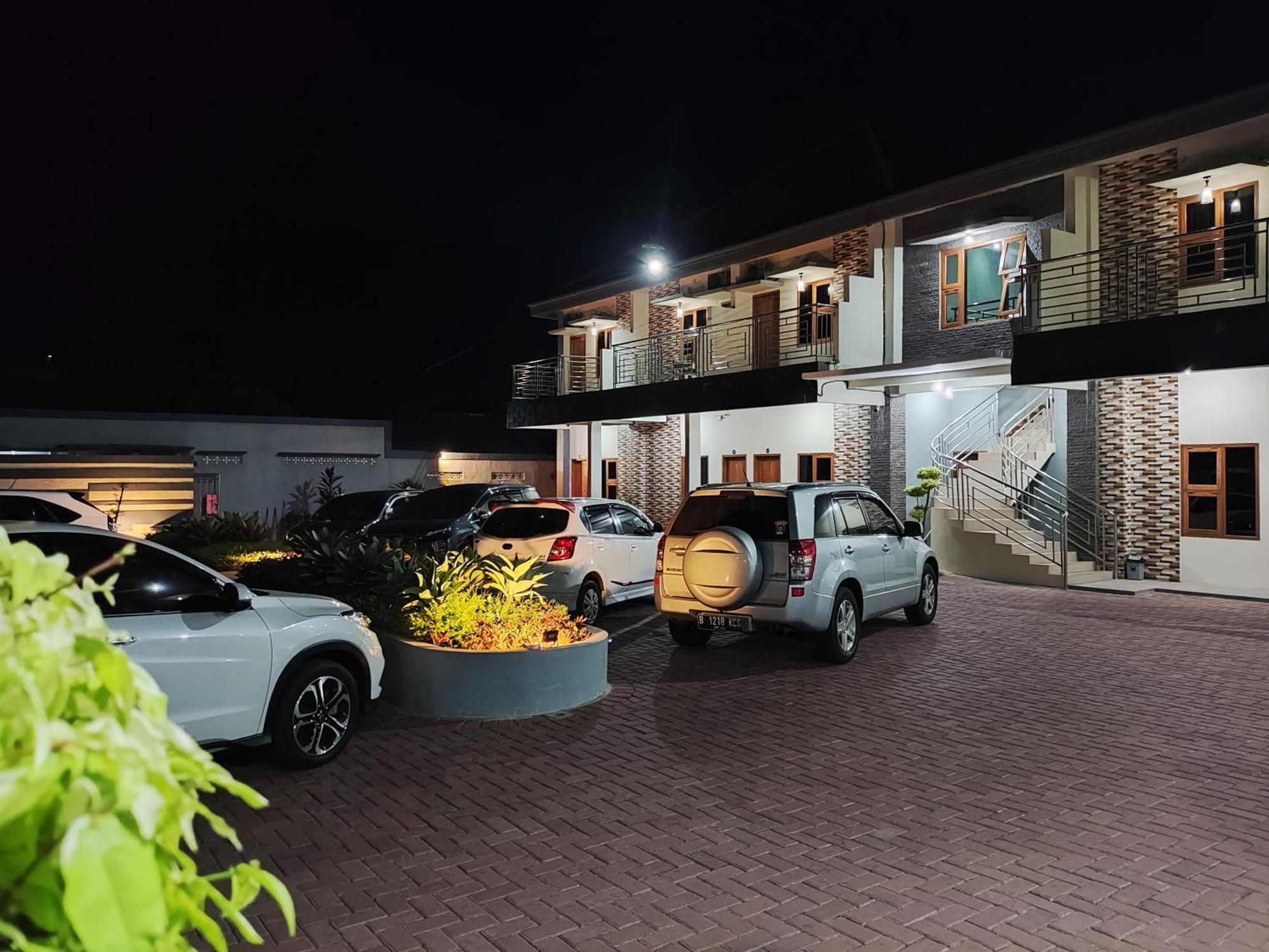 Cibening Hotel