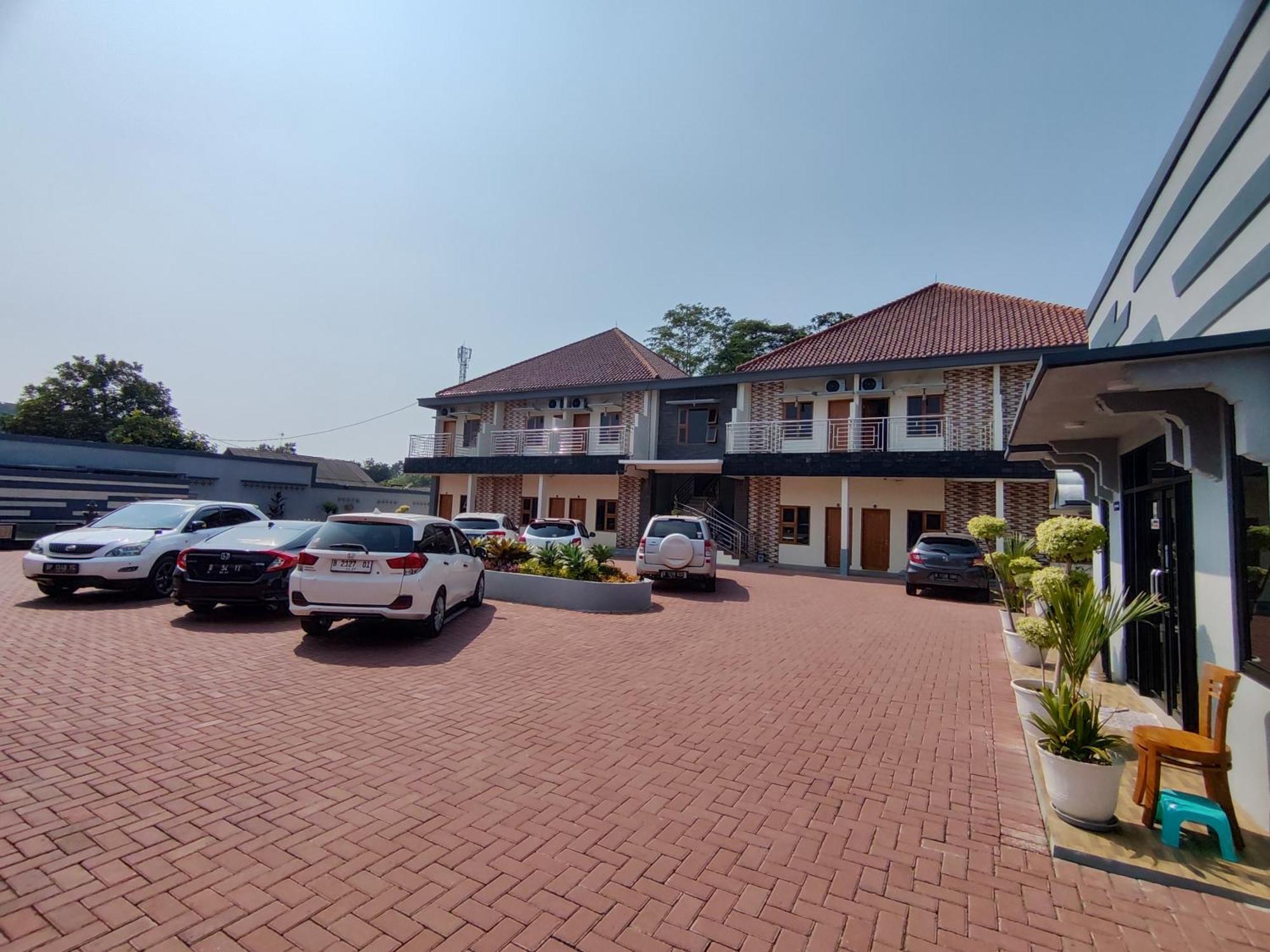 Cibening Hotel