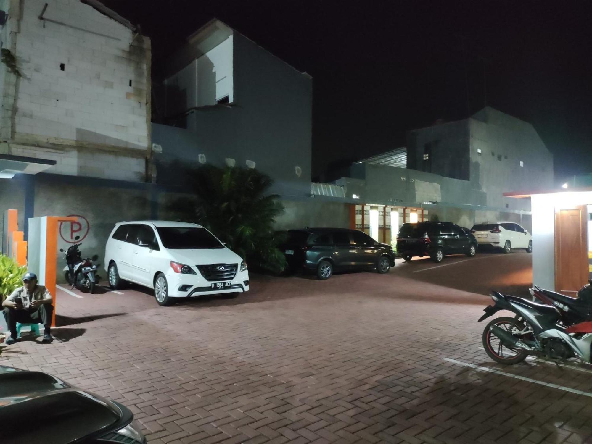 Cibening Hotel